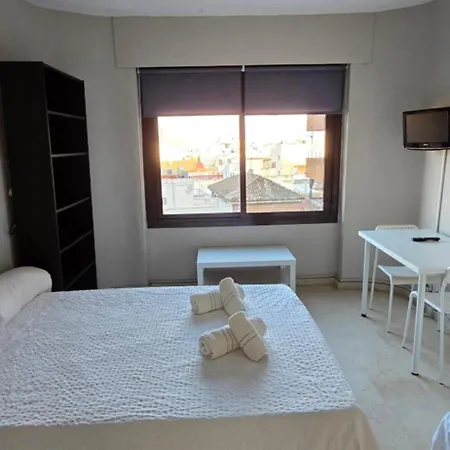 Ursula Triana Apartment *